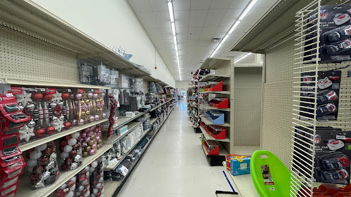 Discount Store «Big Lots», reviews and photos, 10 Newbury St #5, Danvers, MA 01923, USA