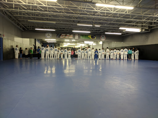 Martial Arts School «Team Curran MMA», reviews and photos, 110 W Woodstock St, Crystal Lake, IL 60014, USA