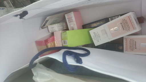 Cosmetics Store «Cosmetics Co Store», reviews and photos, 1650 Premium Outlet Blvd #1159, Aurora, IL 60502, USA