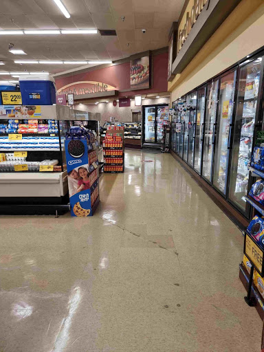 Grocery Store «Safeway», reviews and photos, 3713 Lee Hwy, Arlington, VA 22207, USA