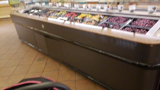 Grocery Store «Stop & Shop», reviews and photos, 1135 Farmington Ave, Berlin, CT 06037, USA