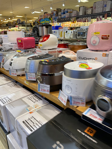 Korean Grocery Store «H Mart CV», reviews and photos, 13818 Braddock Rd, Centreville, VA 20121, USA