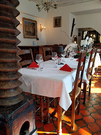 Atmosphère du Restaurant de spécialités alsaciennes Restaurant Au Boeuf Rouge à Andlau - n°3