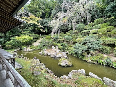医光寺庭園