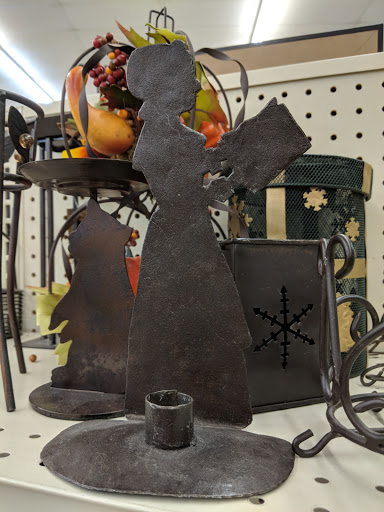 Thrift Store «Step Thrift Store», reviews and photos, 23830 Ford Rd, Dearborn Heights, MI 48127, USA