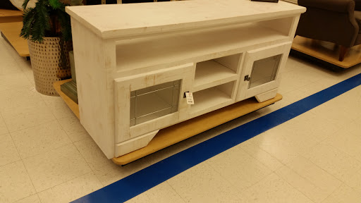 Department Store «Marshalls & HomeGoods», reviews and photos, 6128 Grand Ave, Gurnee, IL 60031, USA