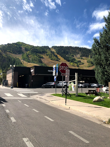 Grocery Store «City Market», reviews and photos, 711 E Cooper Ave, Aspen, CO 81611, USA
