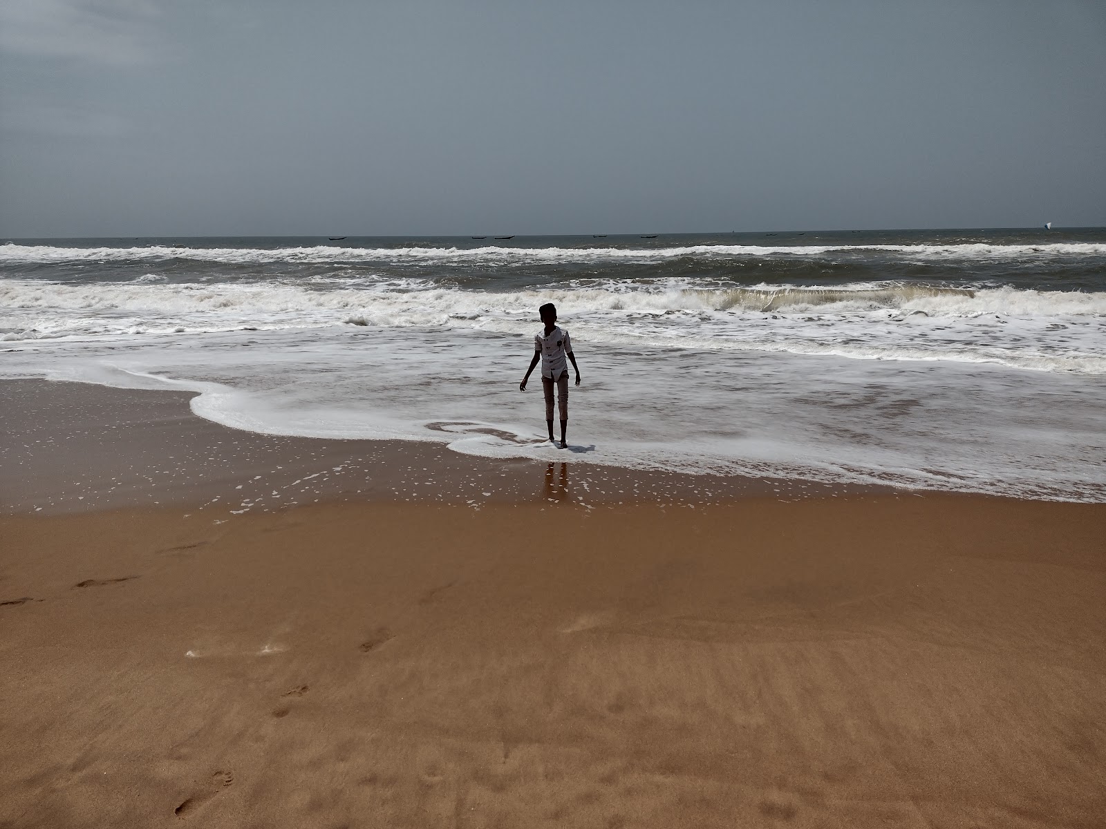 Foto de Jeerupalem Beach com reto e longo