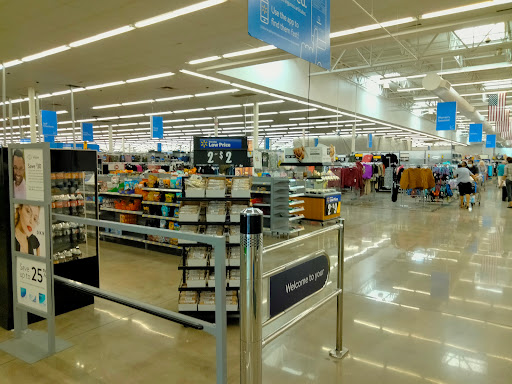 Department Store «Walmart Supercenter», reviews and photos, 801 W Main St, Lewisville, TX 75067, USA