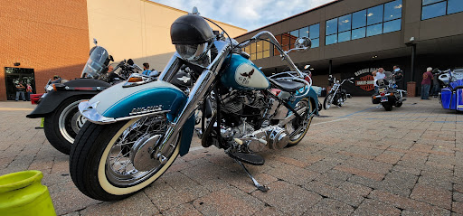 Harley-Davidson Dealer «Bergen County Harley-Davidson (Service Opens 9am)», reviews and photos, 124 Essex St, Rochelle Park, NJ 07662, USA