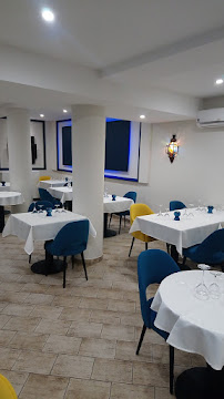 Atmosphère du Restaurant libanais Restaurant Layali à Roanne - n°8