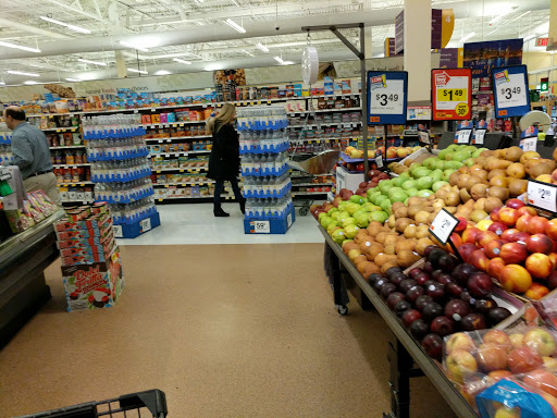 Supermarket «Stop & Shop Supermarket», reviews and photos, 665 American Legion Dr, Teaneck, NJ 07666, USA