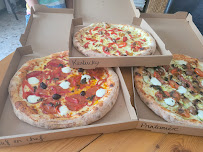Plats et boissons du Pizzeria PIZZA QUATTRO à Llupia - n°3