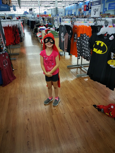 Department Store «Walmart Supercenter», reviews and photos, 3700 Owen Rd, Fenton, MI 48430, USA