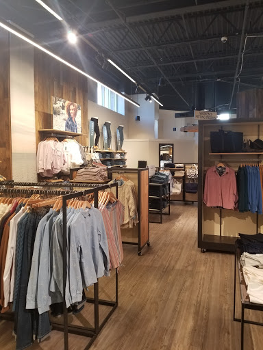 Clothing Store «L.L. Bean», reviews and photos, 25225 Cedar Rd, Lyndhurst, OH 44124, USA