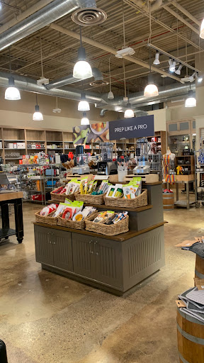 Shopping Mall «Westfield Old Orchard», reviews and photos, 4905 Old Orchard Shopping Center, Skokie, IL 60077, USA