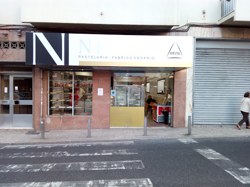 Pastelaria Neusa no São Domingos de Rana, Lisboa