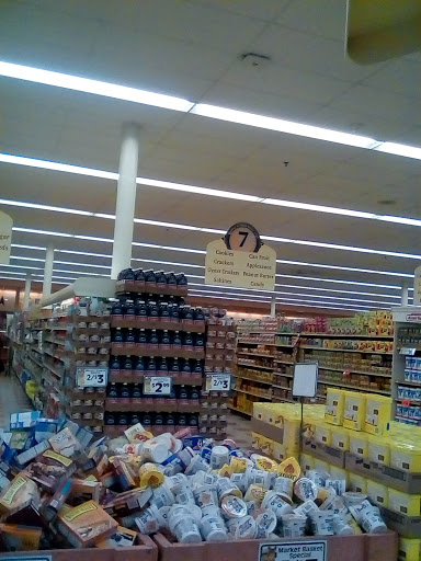 Grocery Store «Market Basket», reviews and photos, 170 Everett Ave, Chelsea, MA 02150, USA