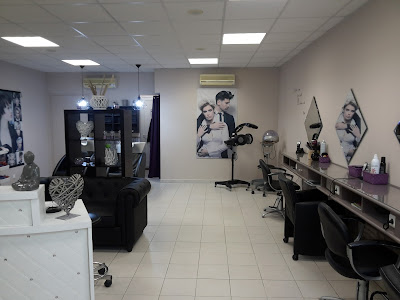 Pil's Poil's Coiffure à Le Luc