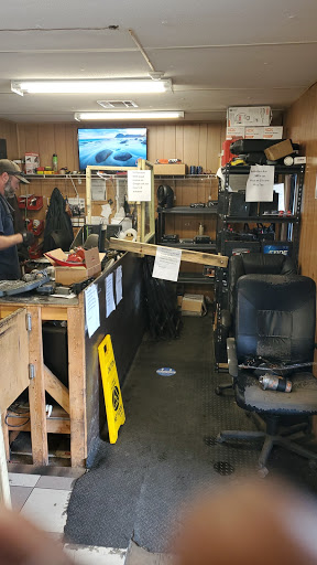 Used Auto Parts Store «Columbia Used Auto Parts», reviews and photos, 4176 Glenwood Rd, Decatur, GA 30032, USA