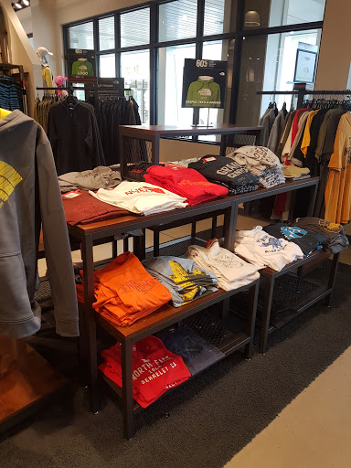 Clothing Store «The North Face Outlet», reviews and photos, 36706 Bayside Outlet Dr, Rehoboth Beach, DE 19971, USA
