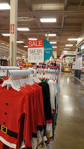 Grocery Store «Fred Meyer», reviews and photos, 2497 SE Burnside Rd, Gresham, OR 97080, USA