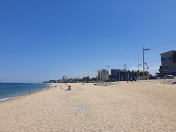 Zdjęcie Yeongjin Beach z powierzchnią turkusowa czysta woda