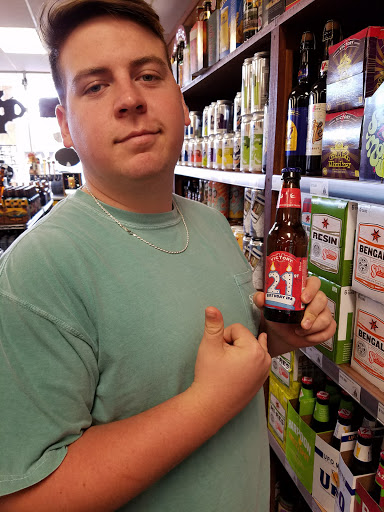 Liquor Store «Cottage Hill Package Store», reviews and photos, 6376 Cottage Hill Rd, Mobile, AL 36609, USA