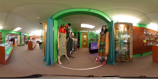 Tobacco Shop «The Smoking Gift Headquarters (Manitou Springs)», reviews and photos, 918 Manitou Ave, Manitou Springs, CO 80829, USA