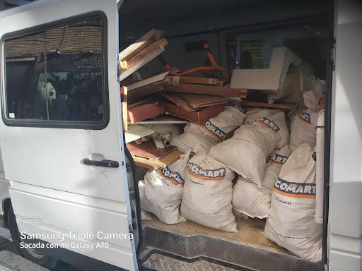 Transportes y Mudanzas ismael manzano – (El Entrego)
