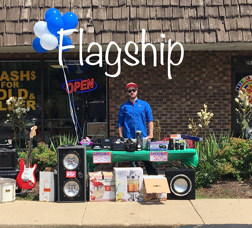 Pawn Shop «Sterling & Knight Jewelry & Pawn», reviews and photos, 295 S Schmidt Rd, Bolingbrook, IL 60440, USA