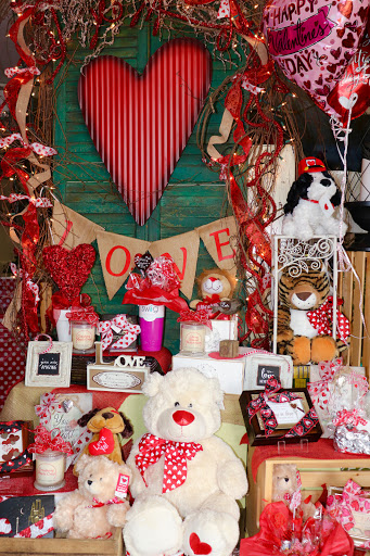 Florist «Sunshine Flowers», reviews and photos, 241 E Main St, Lebanon, TN 37087, USA