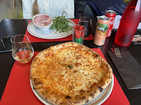 Plats et boissons du Pizzeria Le 9 Pizza à Aix-les-Bains - n°8