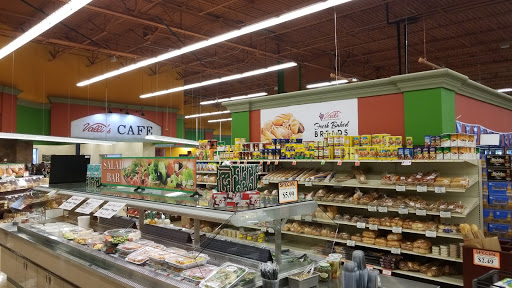 Grocery Store «Valli Produce of Glendale Heights», reviews and photos, 155 E N Ave, Glendale Heights, IL 60139, USA