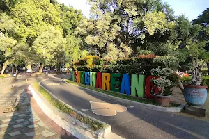 Taman Sangkareang Kota Mataram image
