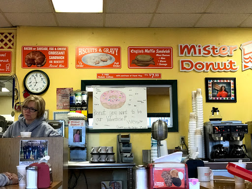 Donut Shop «Mister Donut», reviews and photos, 2720 Grovelin St # A, Godfrey, IL 62035, USA
