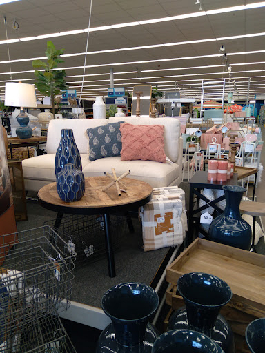 Home Goods Store «At Home», reviews and photos, 10140 N 91st Ave, Peoria, AZ 85345, USA