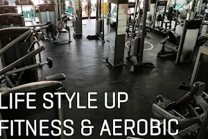 LIFE STYLE UP Fitness & Aerobic image