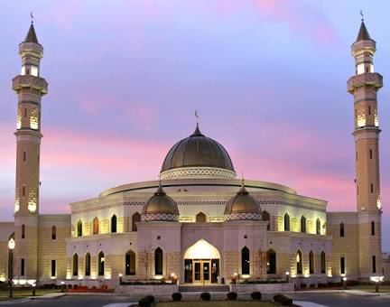Nur mosque in the western