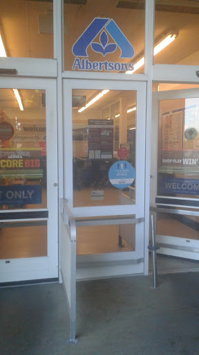 Grocery Store «Albertsons», reviews and photos, 19007 S Beavercreek Rd, Oregon City, OR 97045, USA