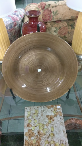 Thrift Store «Boomerangs Thrift Store», reviews and photos, 2365 Wilton Dr, Wilton Manors, FL 33305, USA