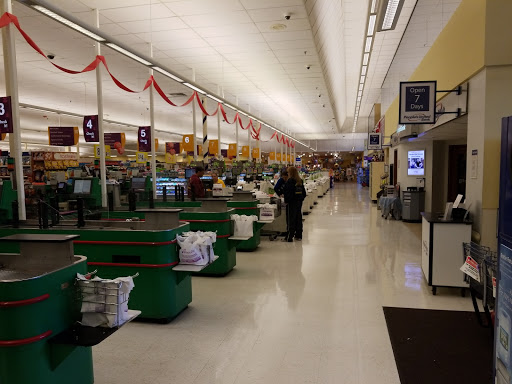 Grocery Store «Super Stop & Shop», reviews and photos, 1391 Main St, Willimantic, CT 06226, USA