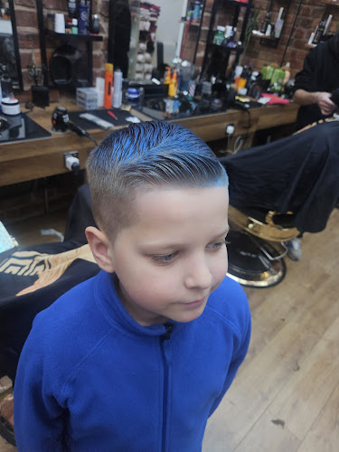 Aros Barbers - Barber shop