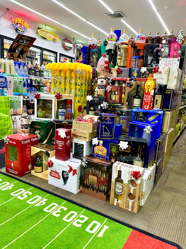 Liquor Store «Holiday Spirits», reviews and photos, 6005 N Oak Street Extension, Valdosta, GA 31605, USA