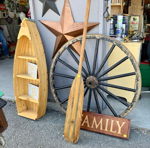 Flea Market «Exit 9 Flea Market», reviews and photos, 2688 Lakeville Rd, Avon, NY 14414, USA