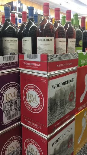 Liquor Store «Bay Shore Wine & Liquor», reviews and photos, 2058 Sunrise Hwy, Bay Shore, NY 11706, USA