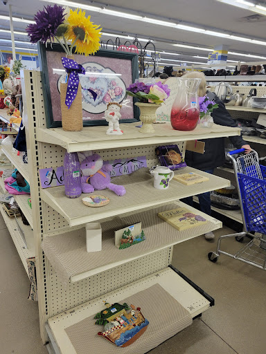 Donations Center «Goodwill», reviews and photos