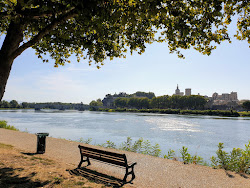 Foto von Avignon plage und die siedlung