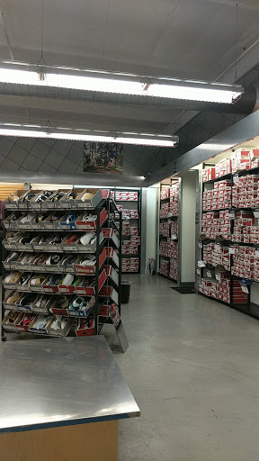 Shoe Store «New Balance Factory Store», reviews and photos, 8155 Arroyo Cir #7, Gilroy, CA 95020, USA