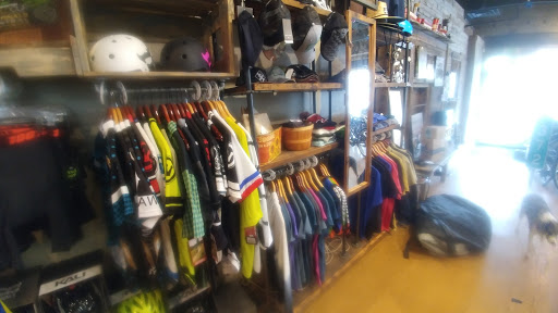 Bicycle Store «Jerks Bike Shop», reviews and photos, 4967 S. State St., Murray, UT 84107, USA